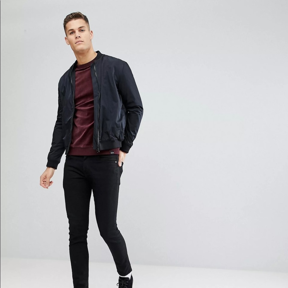 ONLY & SONS Velour pullover. Color: Plum Size: XXL (Current trend)